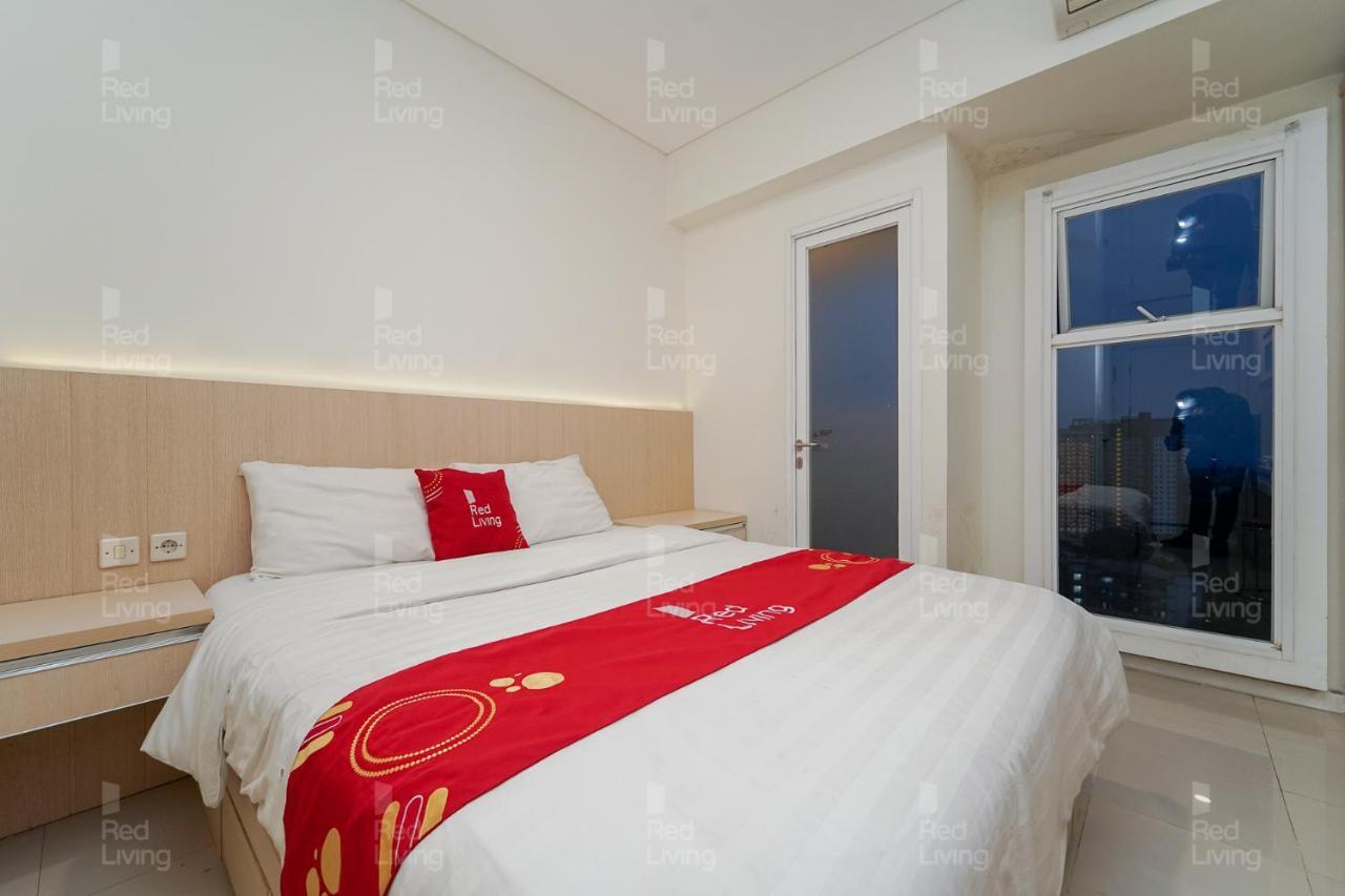 Redliving Apartemen Parahyangan Residence - Anton Rooms Bandung Esterno foto